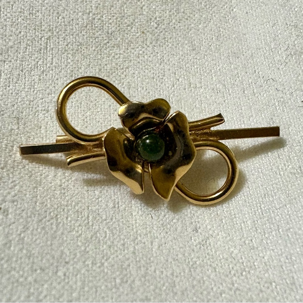 Antique Wells Victorian 14k and Jade Flower Pin | Color: Green “Rare” - Preowned